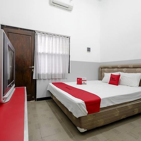 Reddoorz @ Prambanan Timur Raya Semarang Luaran gambar